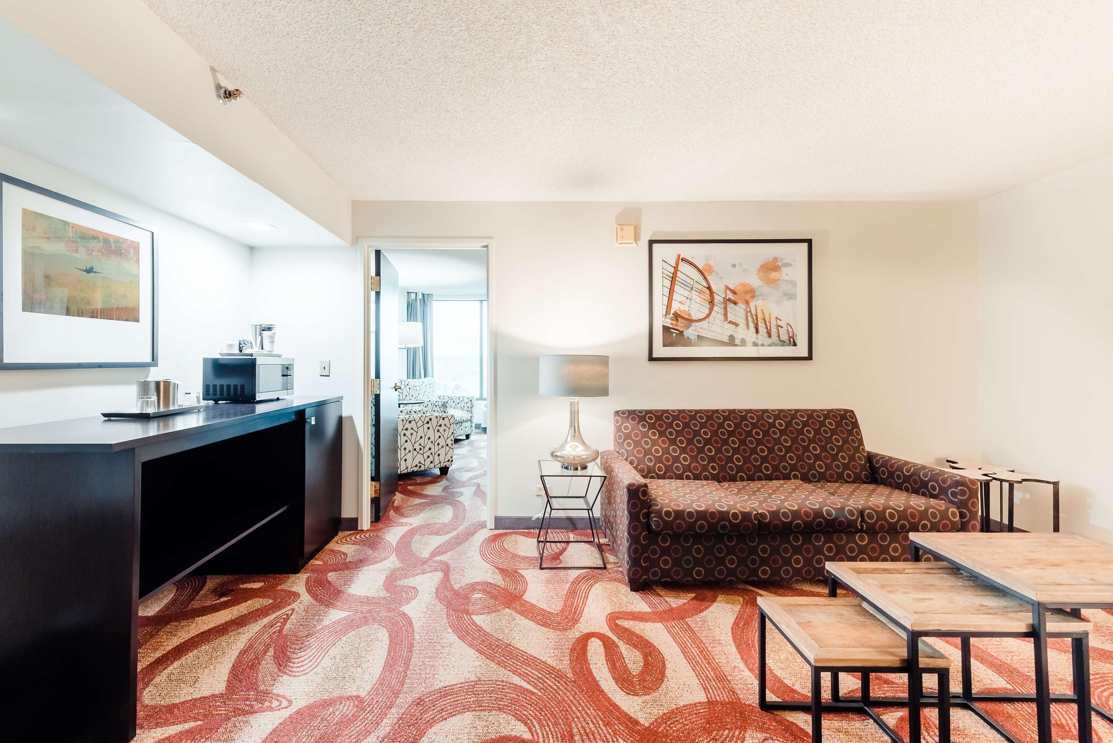 Red Lion Hotel Denver Southeast Аурора Екстериор снимка